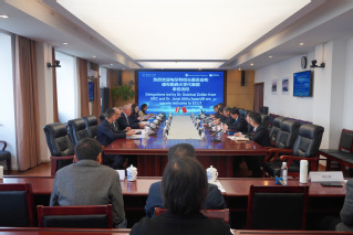 匈牙利德布勒森大学代表团访问东...